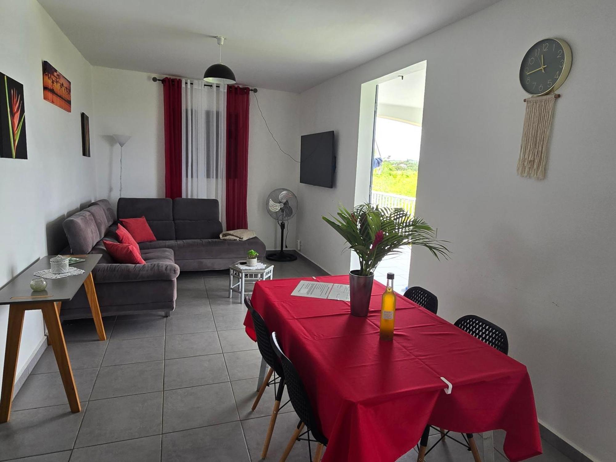 Maison Laurencia - Appartement De L'Etage Sainte-Anne (Grande-Terre) Exterior foto