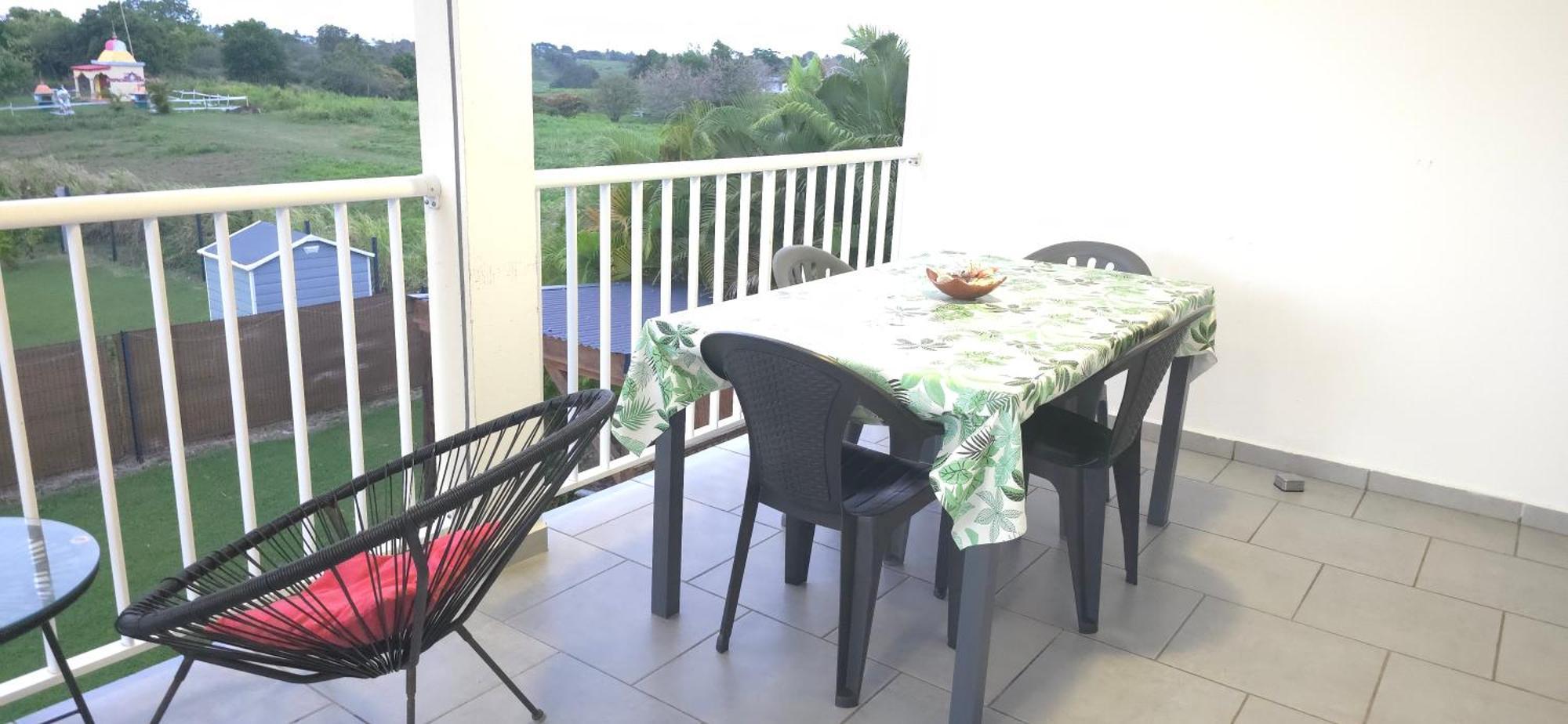 Maison Laurencia - Appartement De L'Etage Sainte-Anne (Grande-Terre) Exterior foto